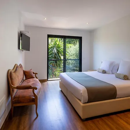 Hotel Restaurant Mariosa Otel 4*
