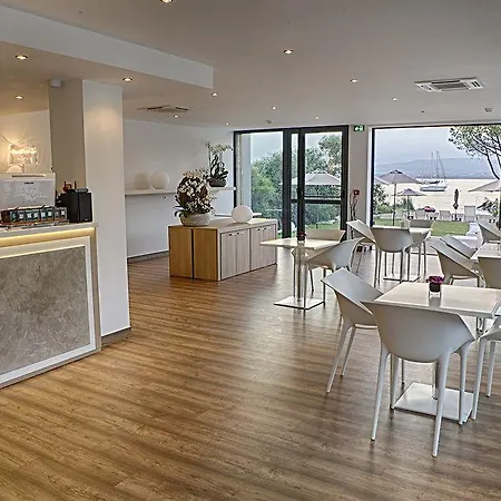 Restaurant Mariosa 4* פורטו-וישיו
